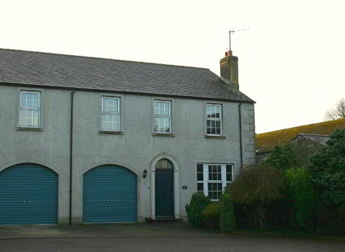 4 Bedroom TownHouse To Rent In Tonaghneave Place, Saintfield, BT24