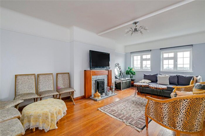 1 Bedroom Flat To Rent In Barnes High Street, Barnes, SW13