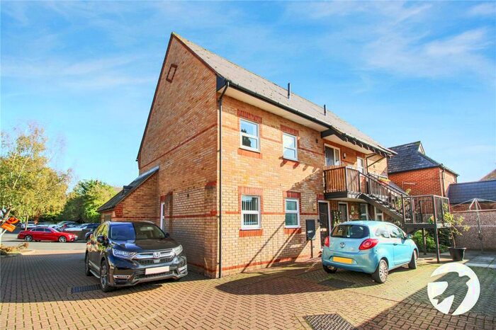 1 Bedroom Flat To Rent In Sun Lane, Gravesend, Kent, DA12