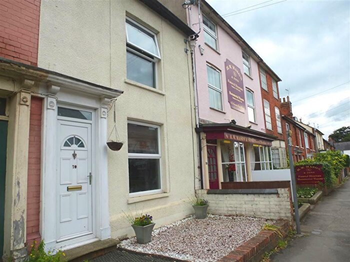 3 Bedroom House To Rent In Wolverton Road, Stony Stratford, Milton Keynes, MK11