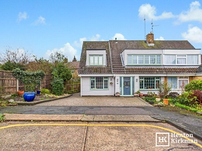 4 Bedroom Semi Detached House For Sale In Heather Bank, Billericay, Essex, CM11