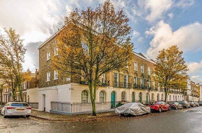 3 Bedroom Maisonette To Rent In Great Percy Street, Clerkenwell, London, WC1X