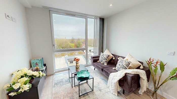 1 Bedroom Apartment To Rent In Crocus Street, Nottingham, Nottinghamshire, NG2