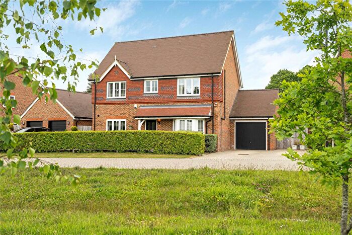 4 Bedroom Detached House For Sale In Grayshott, Hindhead, Hampshire, GU26
