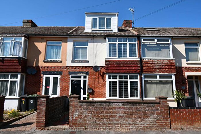 4 Bedroom Terraced House For Sale In Grange Close, Gosport, PO12