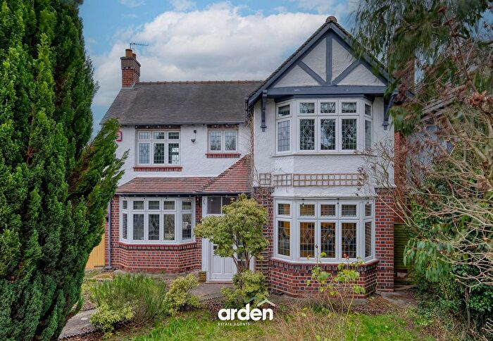 3 Bedroom Detached House For Sale In Bristol Road South, Northfield, B31