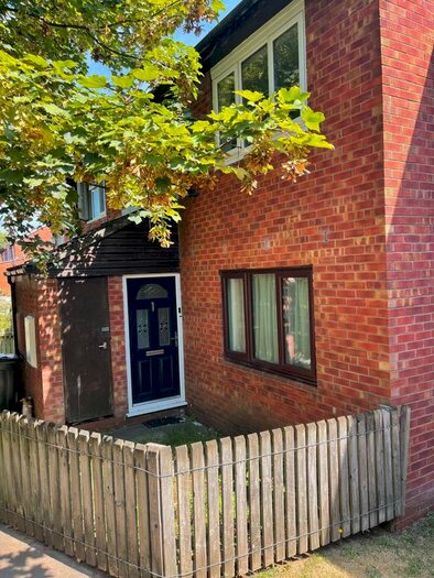 1 Bedroom Flat To Rent In Talbot Street, Winson Green, Birmingham, B18