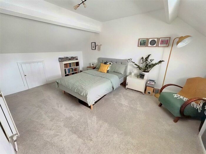 3 Bedroom Terraced House For Sale In King Street, Tiverton, Devon, EX16