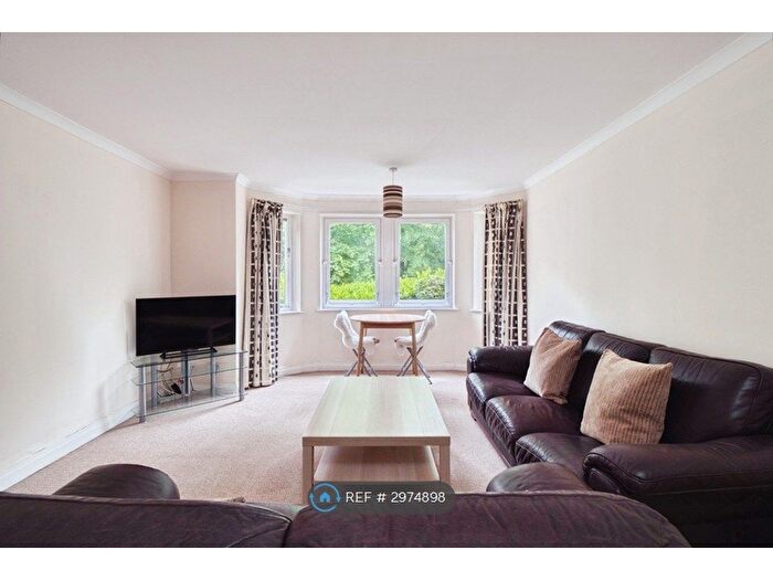 1 Bedroom Flat To Rent In Addison Road, Glasgow, G12