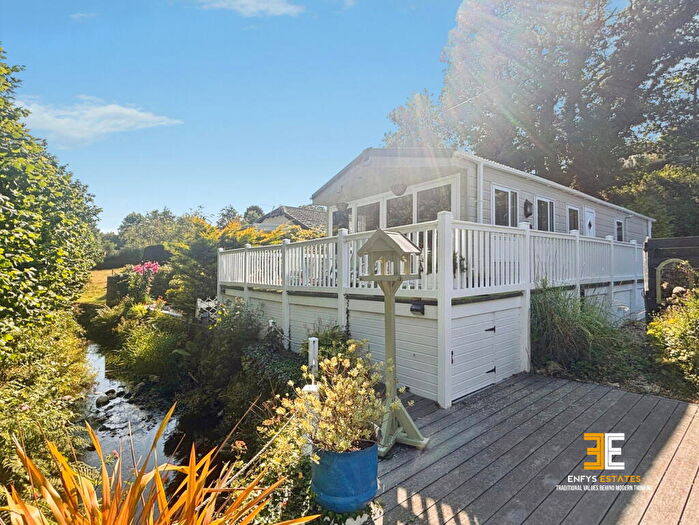 2 Bedroom Lodge For Sale In Bryn Gynog Park, Conwy, LL32