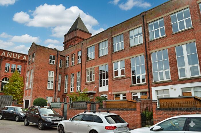 1 Bedroom Apartment For Sale In Wheatsheaf Way, Knighton Fields, Leicester, LE2