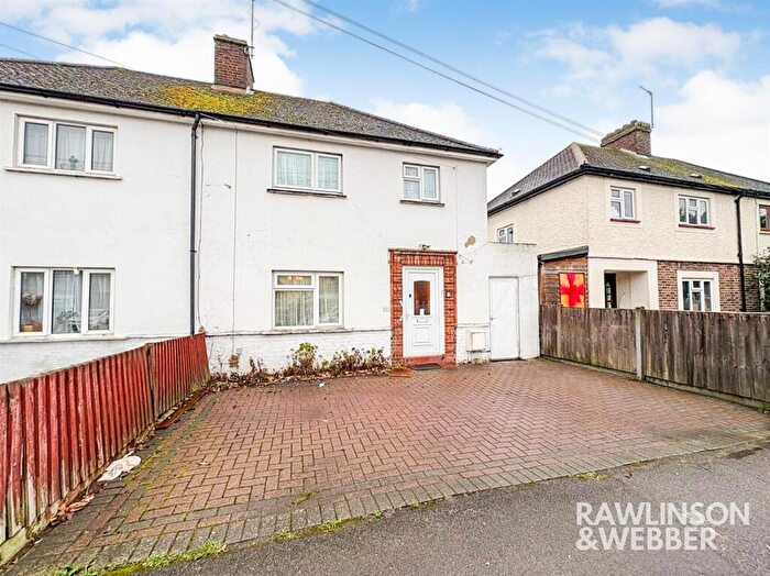 3 Bedroom Semi Detached House For Sale In Beauchamp Road, West Molesey, KT8