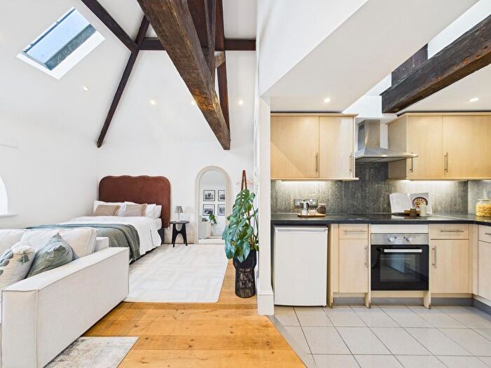 Studio For Sale In Brunswick Square, St Pauls, Bristol, BS2