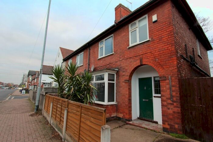 3 Bedroom Semi-Detached House To Rent In Queens Road, Beeston NG9