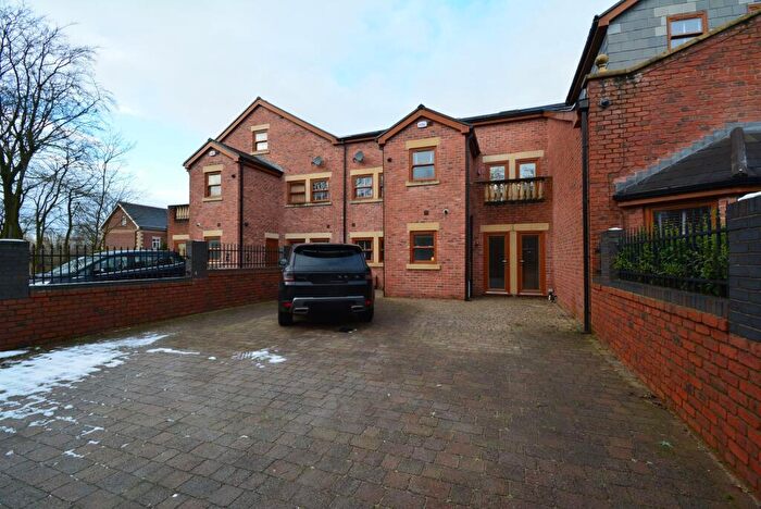 3 Bedroom Detached House For Sale In Brackley Lane, Bolton, BL5