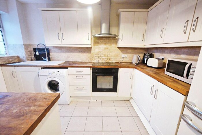 3 Bedroom Terraced House For Sale In London Road, Brentwood, Essex, CM14