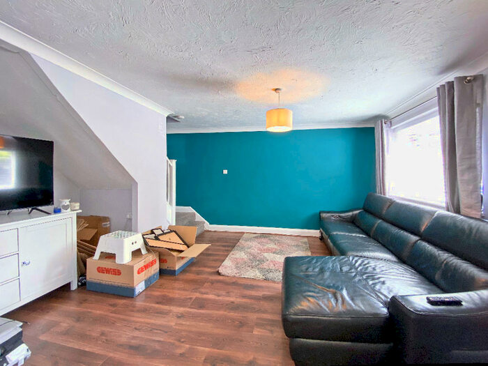 2 Bedroom End Of Terrace House To Rent In Chamomile Gardens, Farnborough, GU14