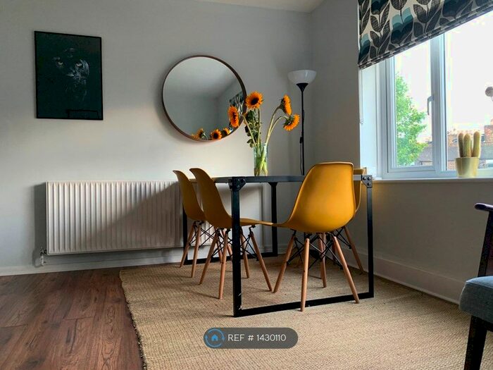 3 Bedroom Flat To Rent In St. Asaph Court, London, SE4