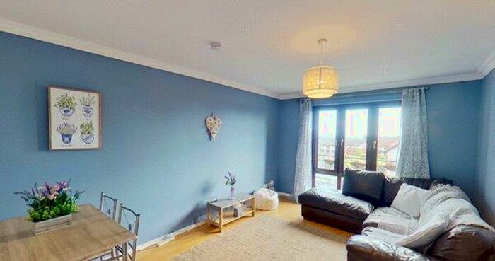 2 Bedroom Flat To Rent In Hawkhill, Edinburgh, EH7