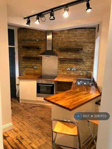 1 Bedroom Flat To Rent In Broadway West, Leigh On Sea, SS9