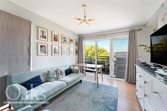 3 Bedroom Apartment To Rent In Watson Place, South Norwood, SE25