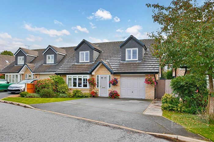 3 Bedroom Detached House For Sale In Sundrop Close, Clitheroe, BB7