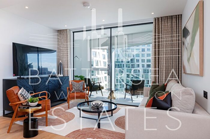 2 Bedroom Flat To Rent In L-, Electric Boulevard, Battersea, SW11