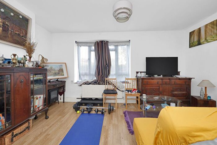 Studio For Sale In Broomsleigh Street, West Hampstead, NW6