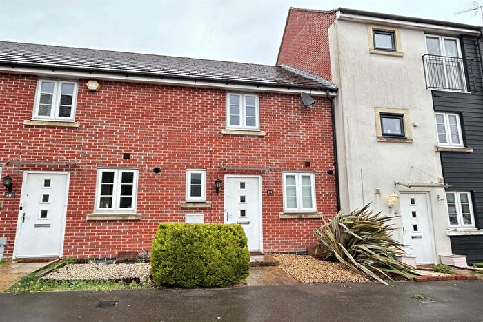 2 Bedroom House To Rent In Town Centre, Basingstoke, RG21
