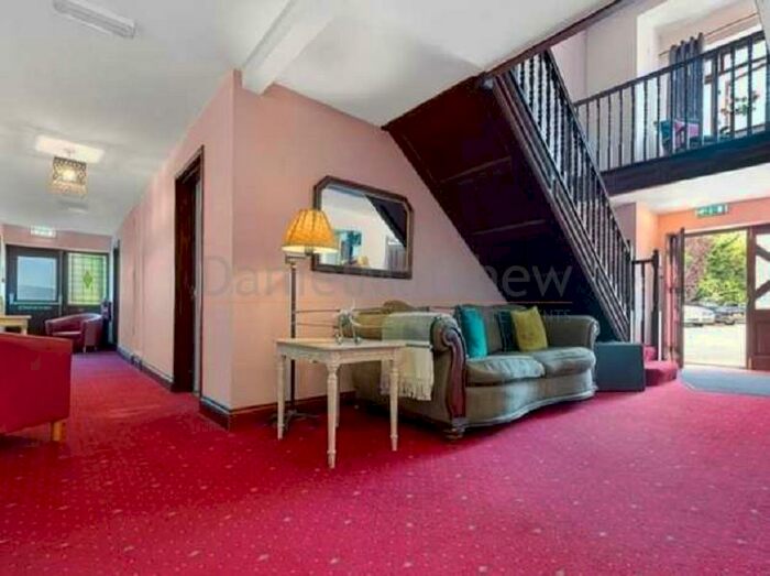 10 Bedroom Detached House For Sale In Port Road, Rhoose, Barry, The