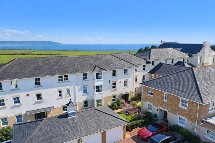 6 Bedroom Town House For Sale In Whately Road, Milford On Sea, Lymington, SO41