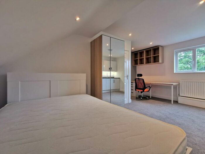 6 Bedroom House To Rent In Lower Road, Beeston, Nottingham, Nottinghamshire, NG9