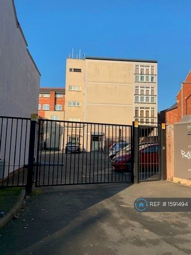 3 Bedroom Flat To Rent In St. Edmunds Road, Northampton, NN1