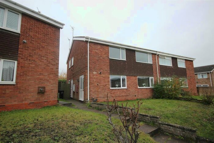 2 Bedroom Maisonette To Rent In Temple Way, Tividale, Oldbury, B69