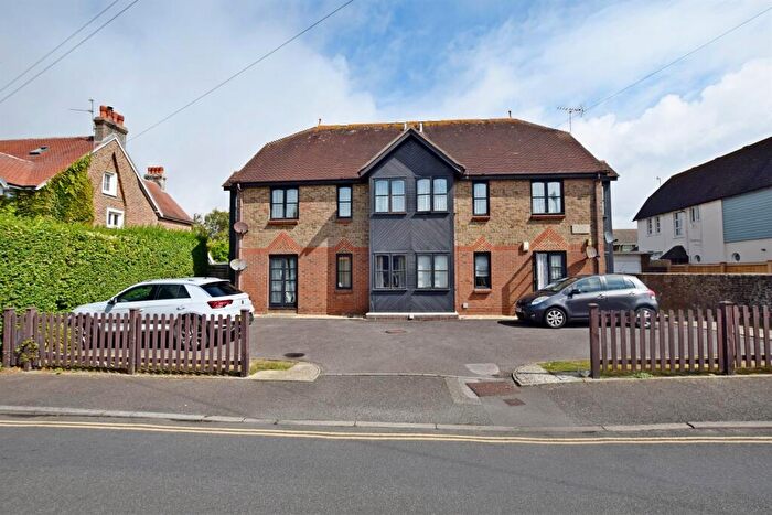 2 Bedroom Flat To Rent In Admiralty Road, Bognor Regis, PO22
