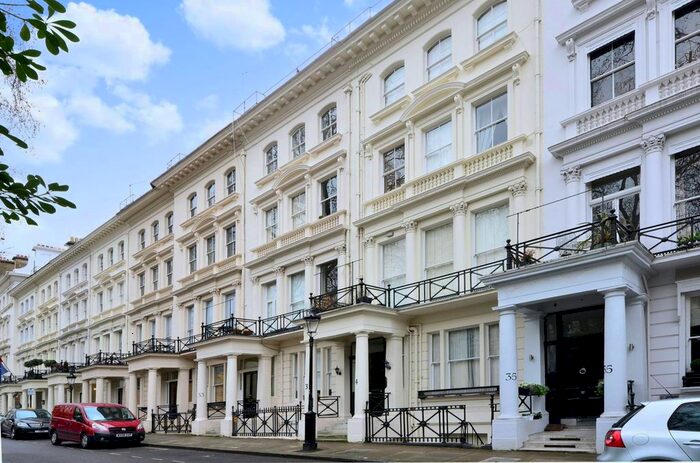 Studio To Rent In Rutland Gate, Knightsbridge, London, SW7