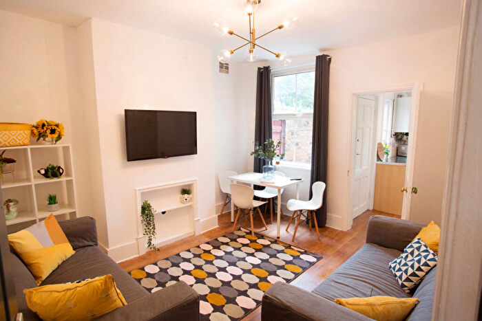 4 Bedroom End Of Terrace House To Rent In Henshall Street, Chester, CH1