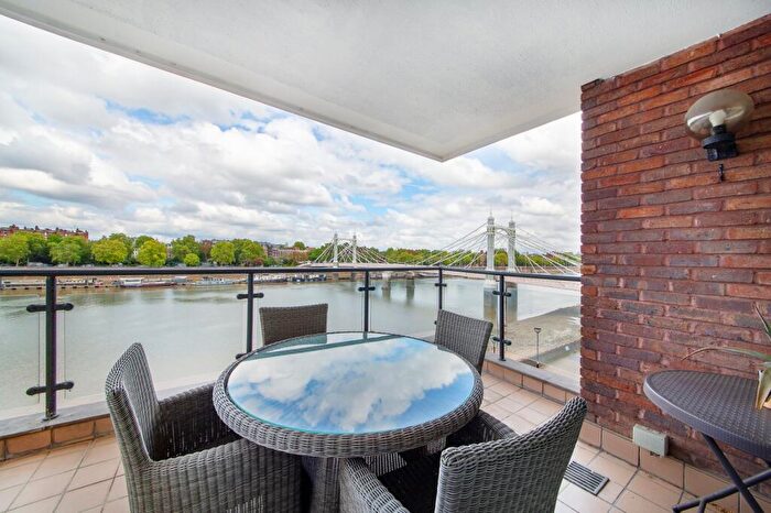 2 Bedroom Flat For Sale In Waterside Point, Anhalt Road, SW11