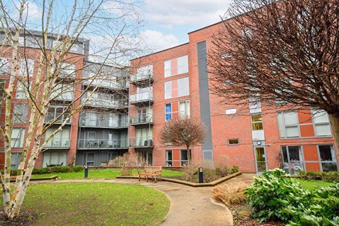 2 Bedroom Flat To Rent In The Heart, Walton-on-Thames, KT12