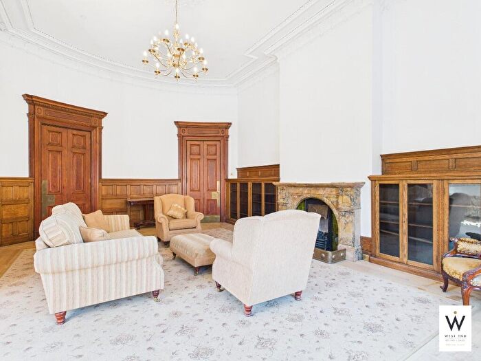 3 Bedroom Flat To Rent In Park Circus, Park, Glasgow, G3
