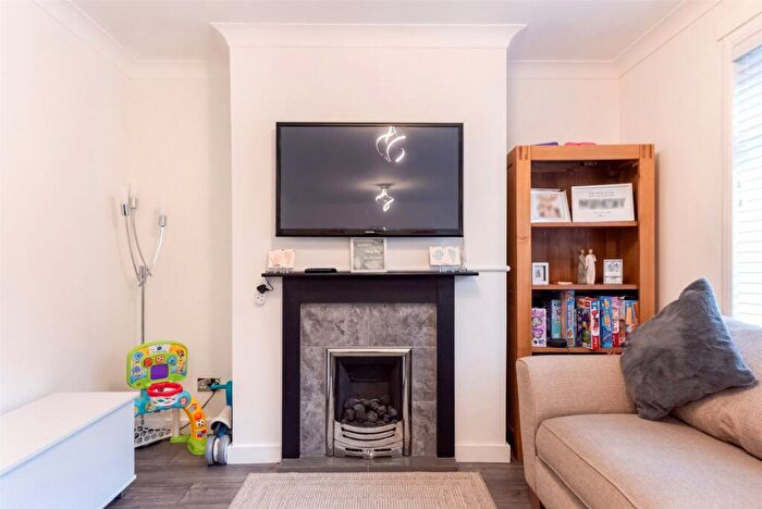 3 Bedroom Terraced House For Sale In Ewing Court, Broomridge, Stirling, FK7