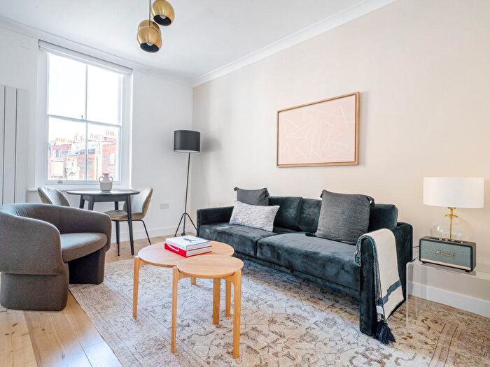 2 Bedroom Apartment To Rent In Baker Street, Marylebone, London, NW1