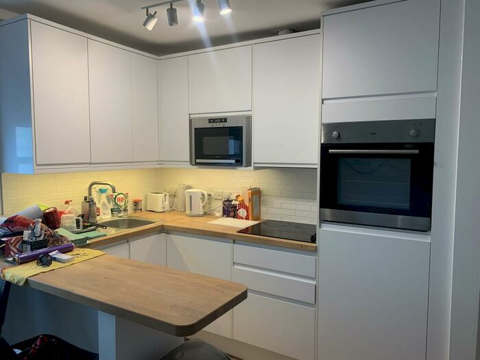 1 Bedroom Flat To Rent In Oakfield Place, Clifton, Bristol, BS8