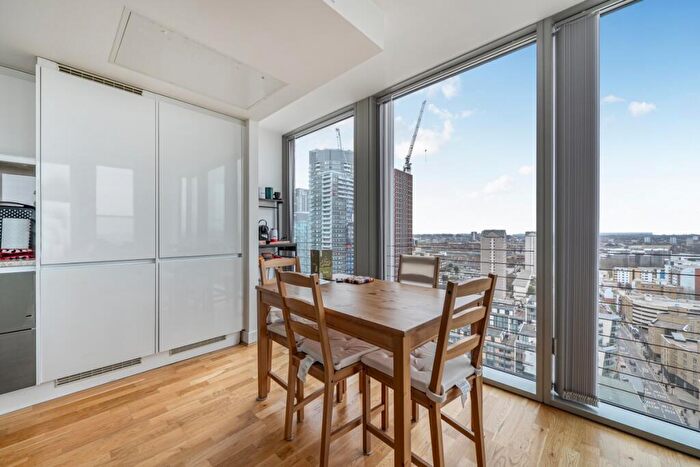 2 Bedroom Flat For Sale In Marsh Wall London, E14