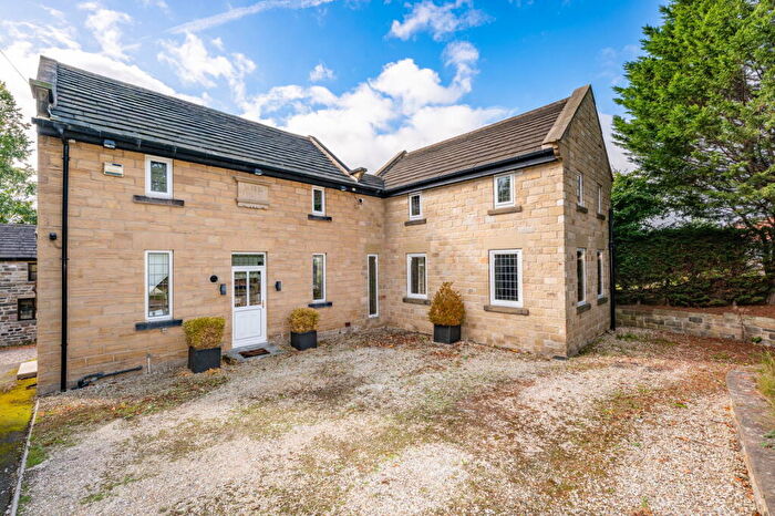 3 Bedroom Detached House For Sale In Kingwell Road, Worsbrough, Barnsley, S70
