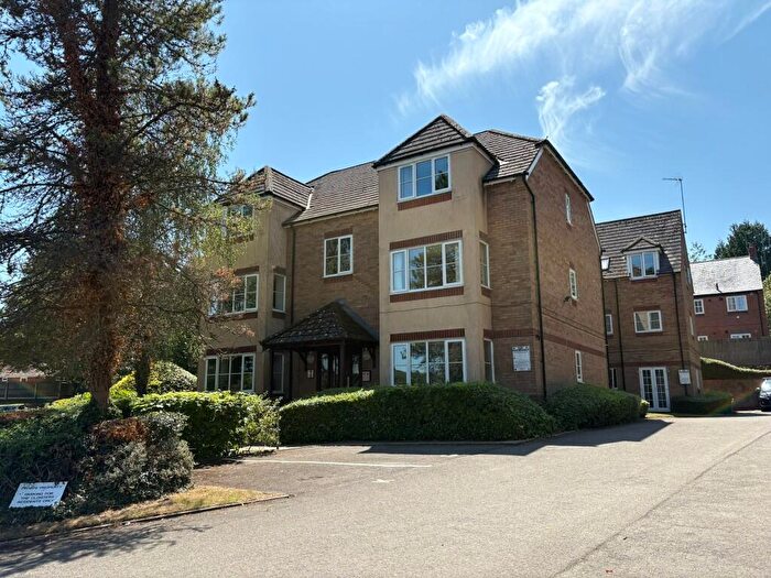 2 Bedroom Flat For Sale In Vicar Lane Daventry Northamptonshire, NN11