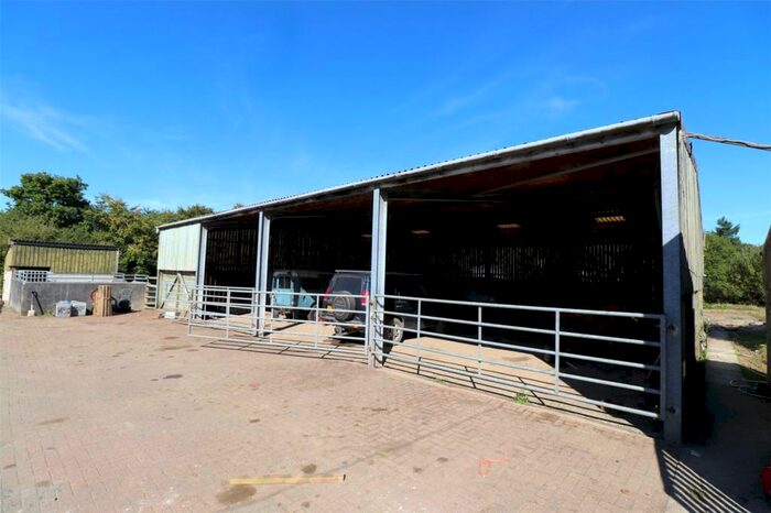 4 Bedroom Bungalow For Sale In Beaworthy, Devon, EX21