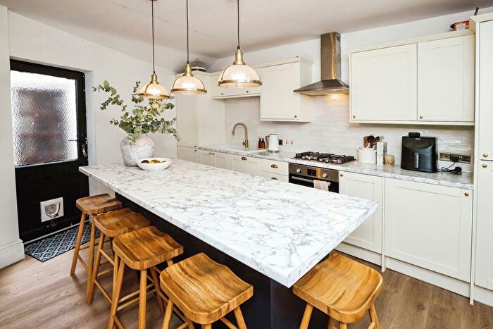 4 Bedroom Terraced House For Sale In Upper Church Street, Oswestry, Shropshire, SY11