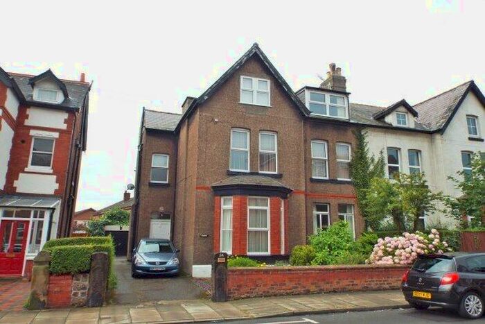 2 Bedroom Flat To Rent In A Dunraven Road, Wirral, CH48