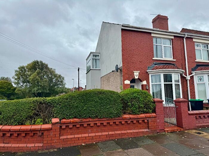 2 Bedroom End Of Terrace House For Sale In Grenfell Avenue, Blackpool, Lancashire, FY3